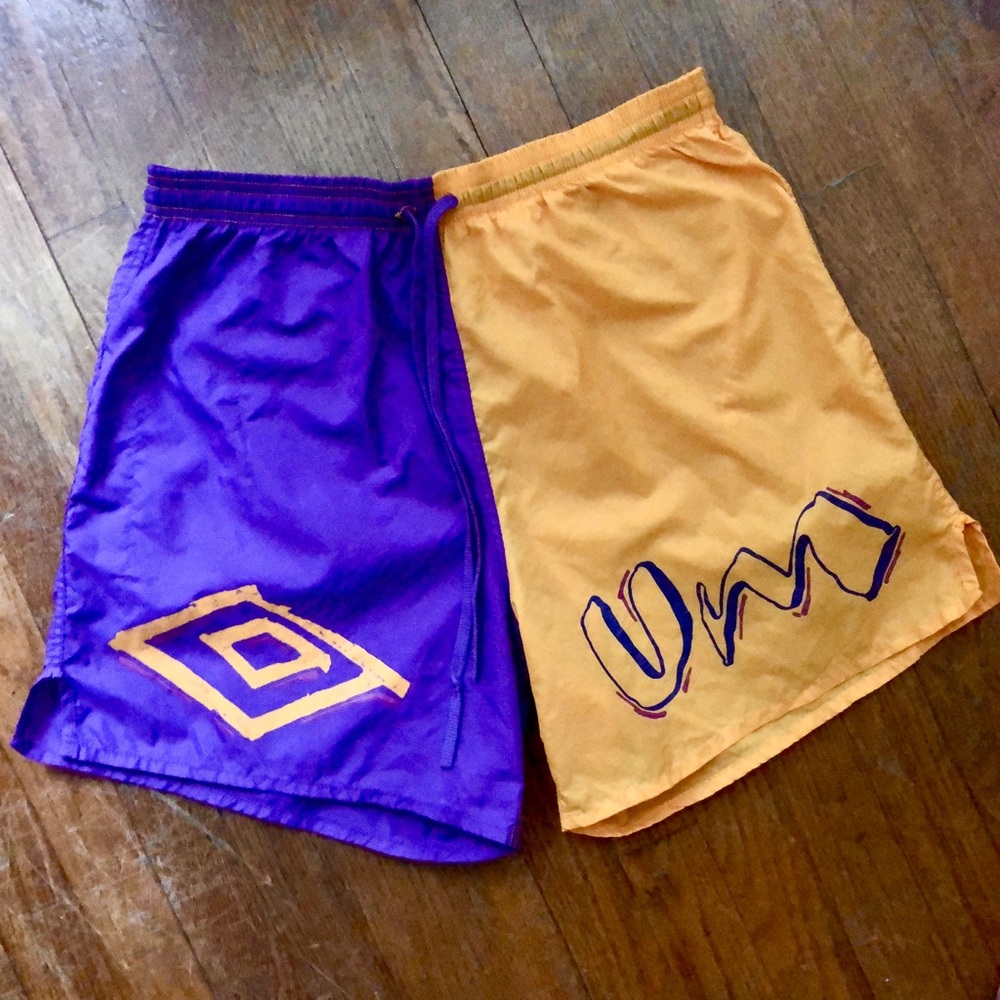 UMBRO MULTICOLOR SOCCER SHORTS - SZ M